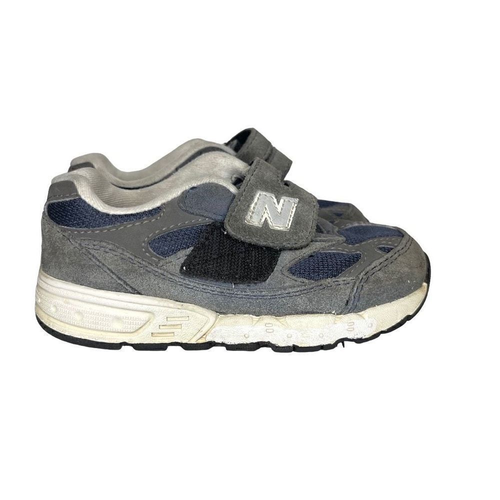 New Balance Baby 993 Gray Sneaker Shoes Lace Up Low Top Size 8